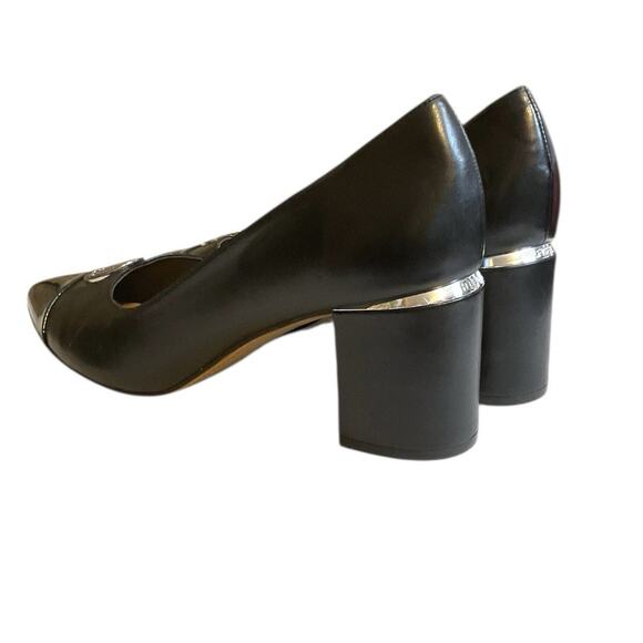 Tommy Hilfiger Women's Neysa Black Patent Toe Metal Medallion Block Heels 9.5M - Picture 9 of 15
